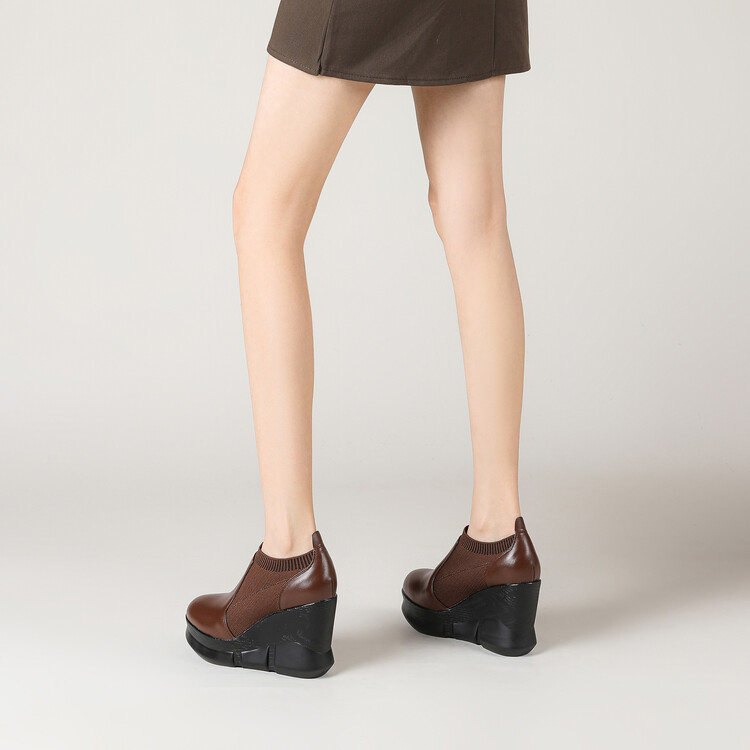 Women's Comfortable High Heel Wedge Pumps in Genuine Leather - Image 2