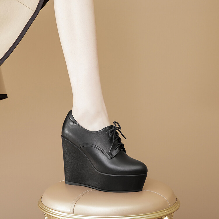 Women's Fashion Loafers in Top Grain Leather with Wedge Heel - Image 3